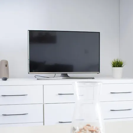 Luminoso Estudio En Castillo Santa Clara Апартаменти