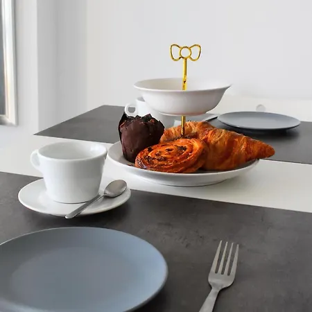 Luminoso Estudio En Castillo Santa Clara Διαμέρισμα