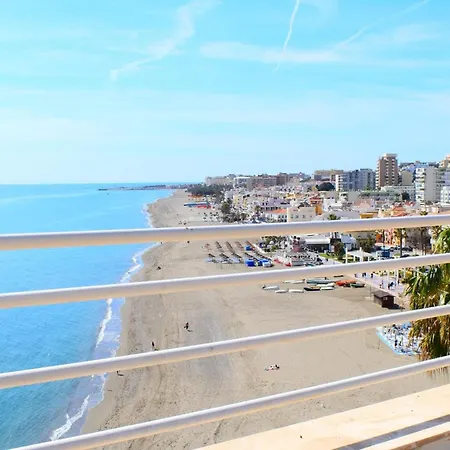 Luminoso Estudio En Castillo Santa Clara Апартаменти