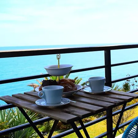 Apartamento Luminoso Estudio En Castillo Santa Clara