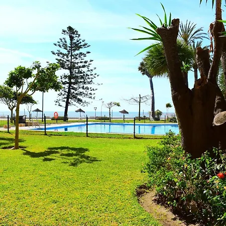 Luminoso Estudio En Castillo Santa Clara *