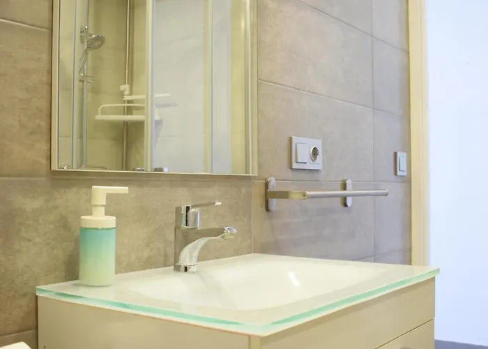 Apartamento Luminoso Estudio En Castillo Santa Clara