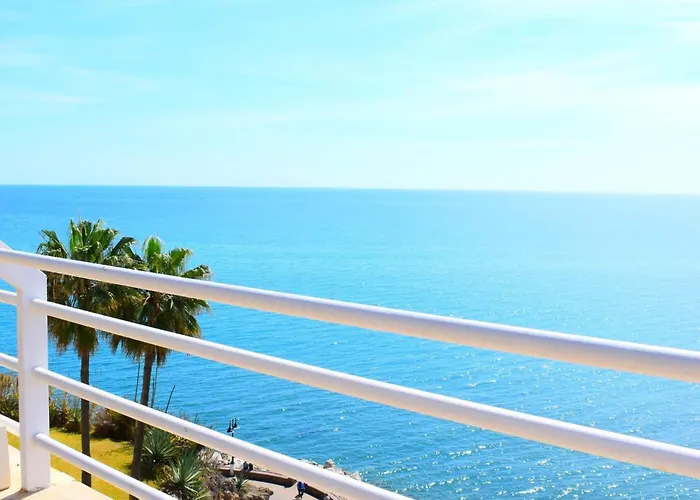 Apartamento Luminoso Estudio En Castillo Santa Clara *