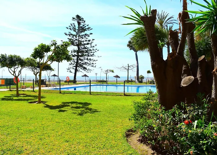 Luminoso Estudio En Castillo Santa Clara *