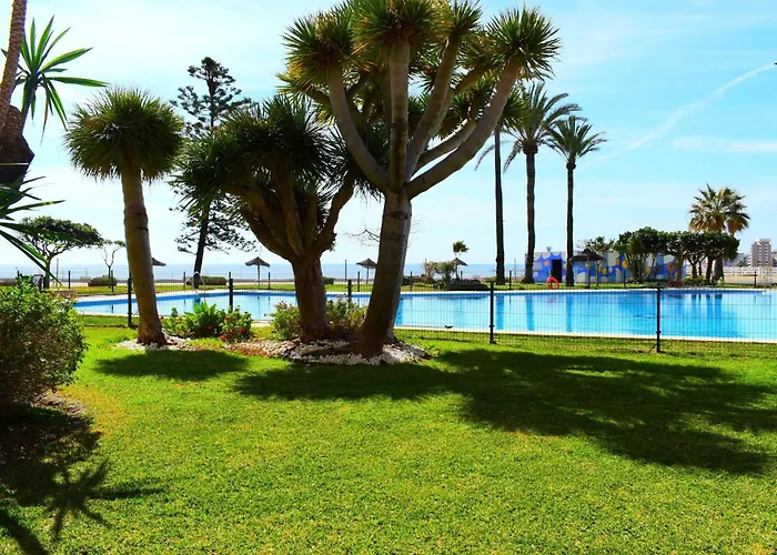 Apartamento Luminoso Estudio En Castillo Santa Clara *