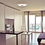 Luminoso Estudio En Castillo Santa Clara Апартаменти *
