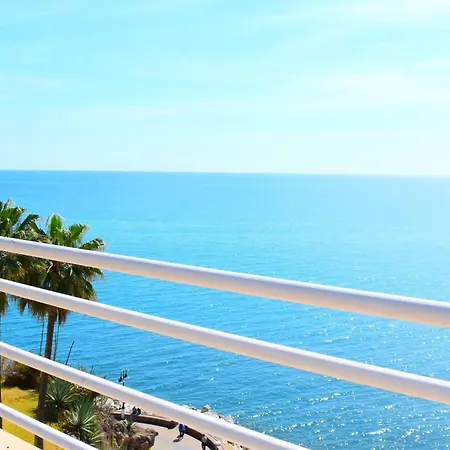 Apartamento Luminoso Estudio En Castillo Santa Clara *