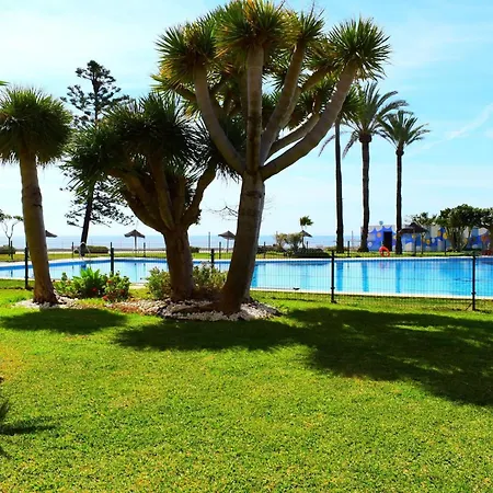 Apartamento Luminoso Estudio En Castillo Santa Clara *