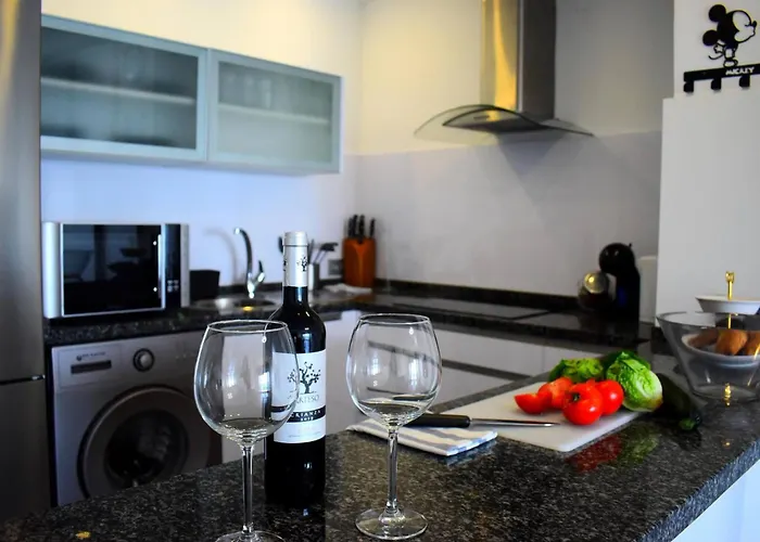 Luminoso Estudio En Castillo Santa Clara Торремолинос