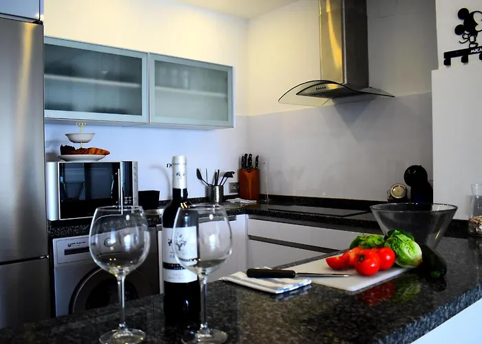 Luminoso Estudio En Castillo Santa Clara Апартаменты